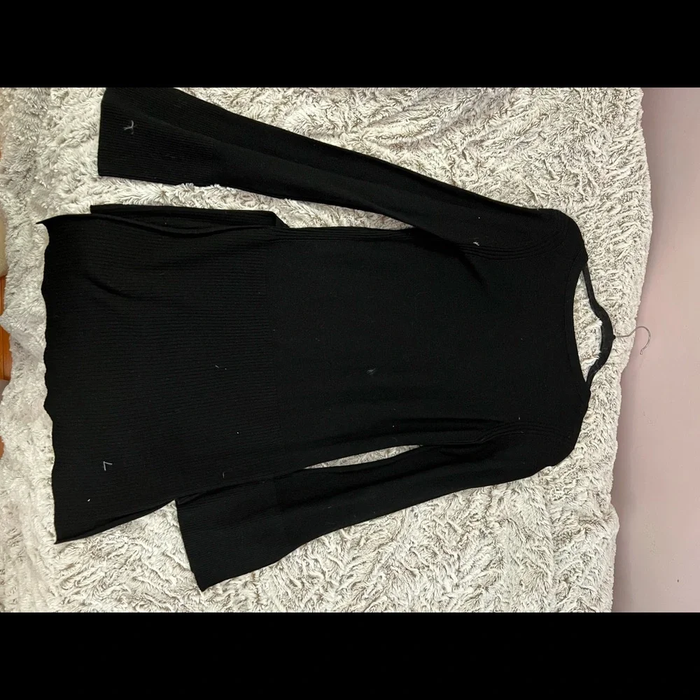 Free people criss cross black sweater - Picture 3 of 4